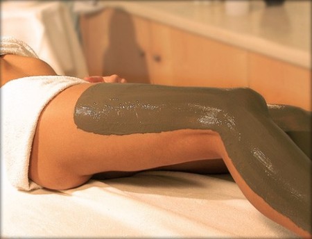 Fanghi fai da te: addio cellulite!