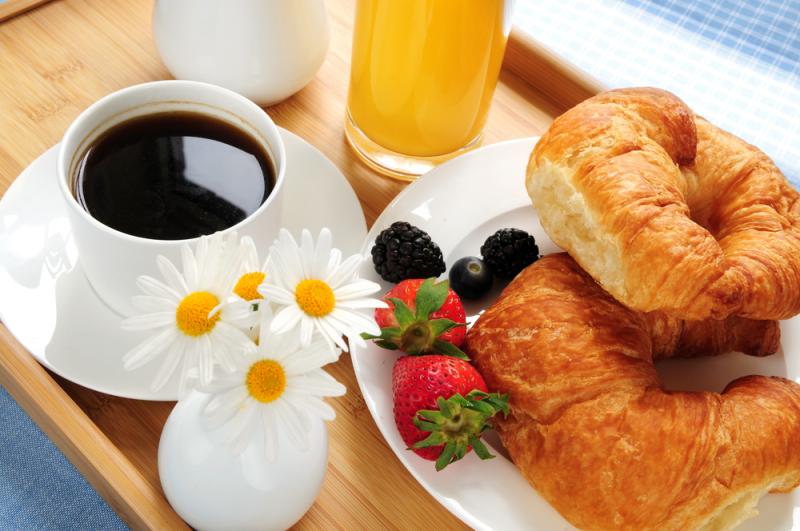 Una buona prima colazione è fondamentale per affrontare la giornata